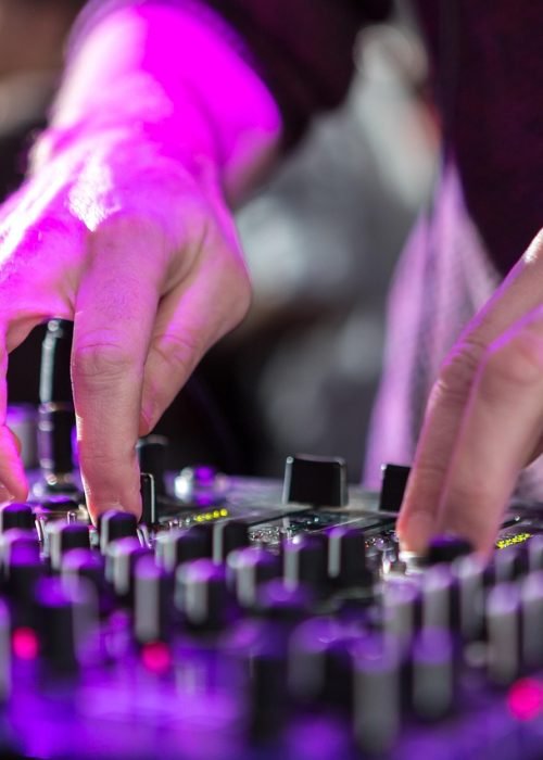 gigxels-dj-6288661_1280